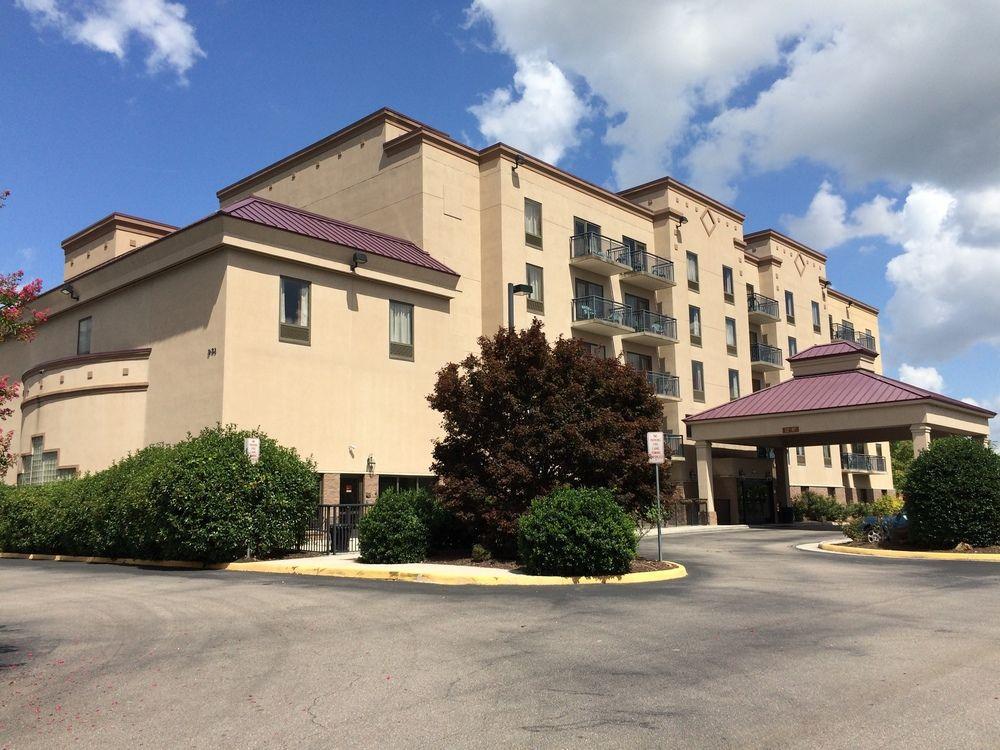 Comfort Suites Southpark Colonial Heights Exterior photo